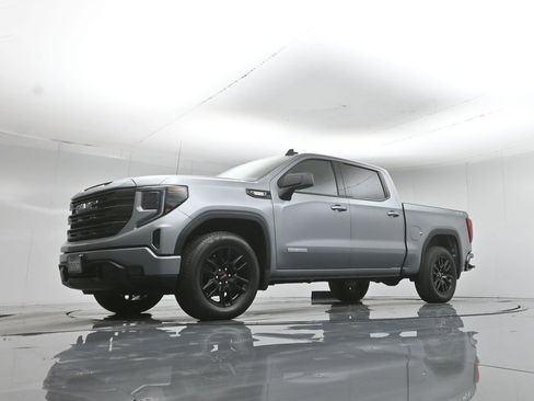 Used 2023 GMC Sierra 1500 Elevation AWD/4WD image 47