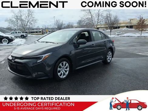 Used 2024 Toyota Corolla LE image 1
