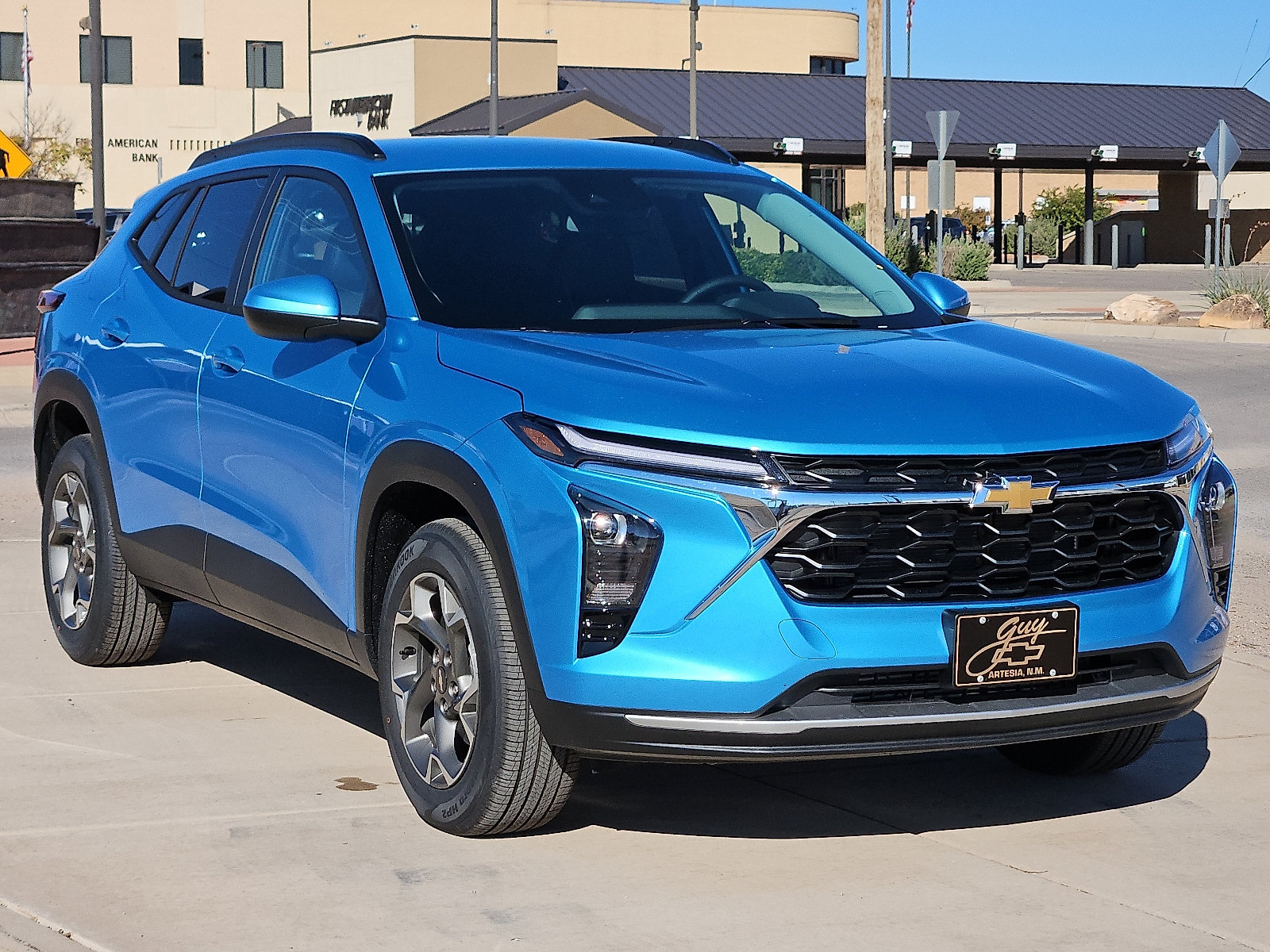 New 2026 Chevrolet Trax LT w/ LT Convenience Package FWD image 6