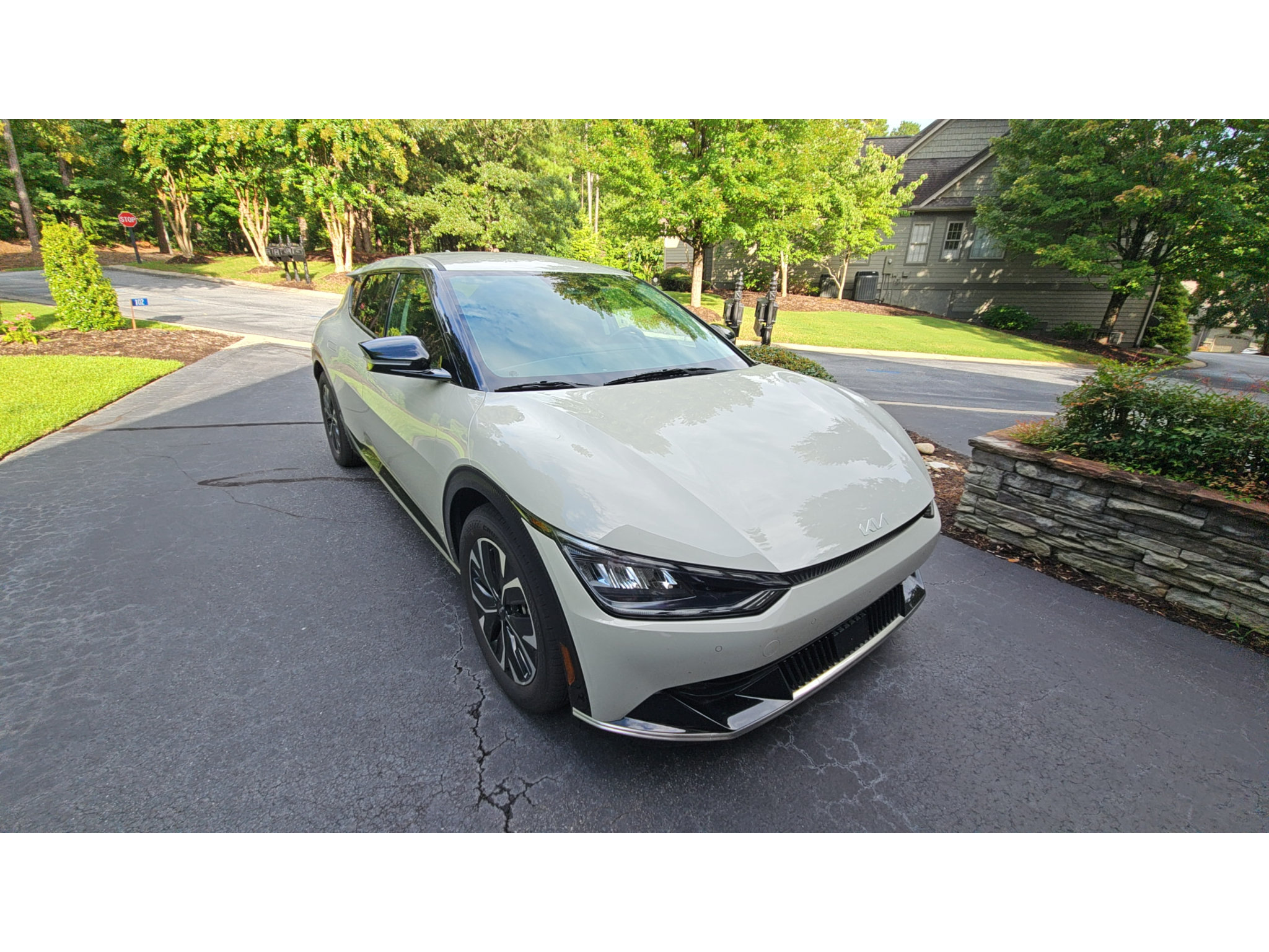 Used 2022 Kia EV6 Wind AWD/4WD image 6