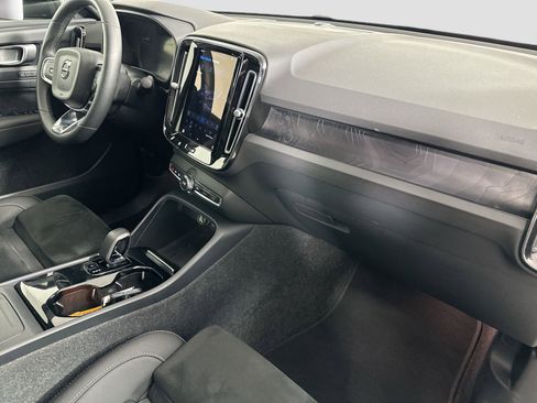 Certified 2024 Volvo C40 P8 Recharge Plus image 29