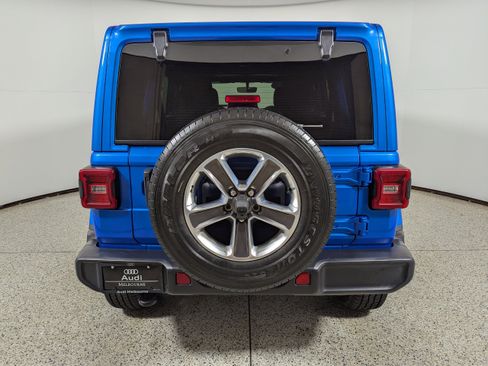 Used 2022 Jeep Wrangler Unlimited Sahara w/ LED Lighting Group image 11