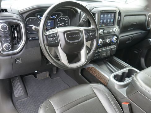 Used 2023 GMC Sierra 2500 Denali w/ Denali Ultimate Package image 18