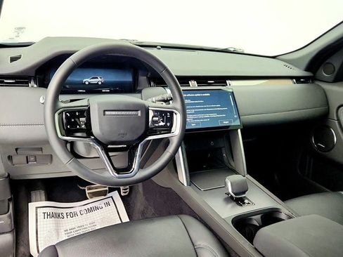 Used 2025 Land Rover Discovery Sport Dynamic SE AWD/4WD image 15