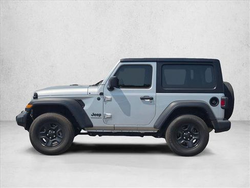 Used 2023 Jeep Wrangler Sport AWD/4WD image 8