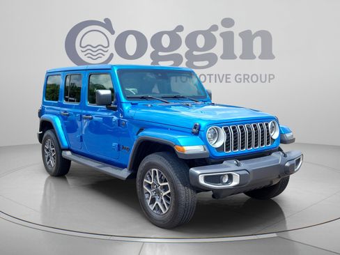 Used 2025 Jeep Wrangler Unlimited Sahara AWD/4WD image 7