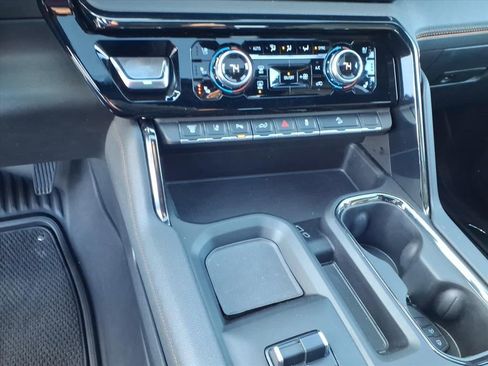 Certified 2024 GMC Sierra 2500 AT4 w/ AT4 Premium Plus Package image 24