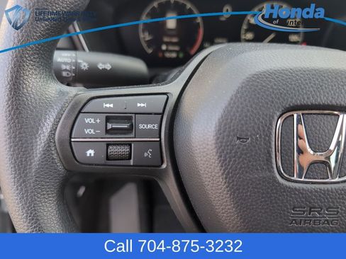 Used 2025 Honda CR-V EX image 23