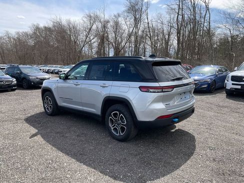 Used 2023 Jeep Grand Cherokee Trailhawk AWD/4WD image 8