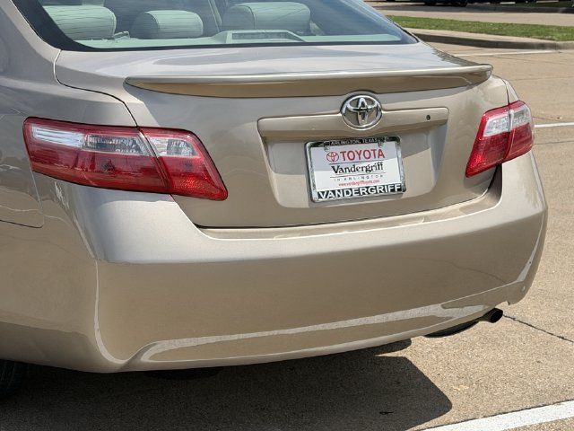 Used 2008 Toyota Camry LE FWD image 6
