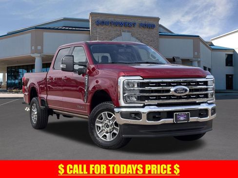 Used 2025 Ford F250 Lariat w/ Lariat Ultimate Package AWD/4WD image 1