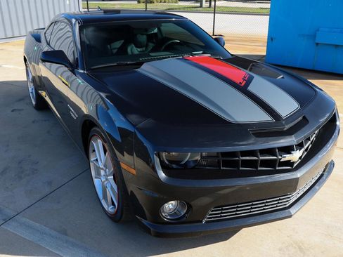 Used 2012 Chevrolet Camaro SS w/ 45th Anniversary Package image 17