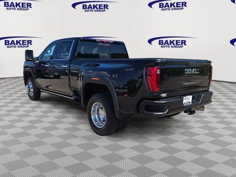 Used 2024 GMC Sierra 3500 Denali Ultimate AWD/4WD image 7
