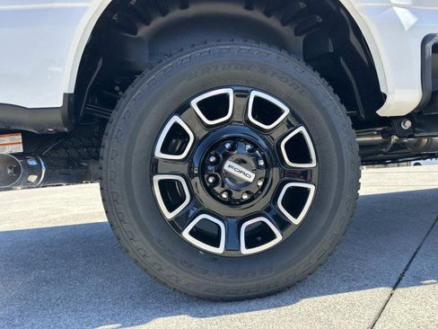 New 2026 Ford F250 Platinum image 17