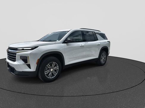 Used 2026 Chevrolet Traverse LT AWD/4WD image 10