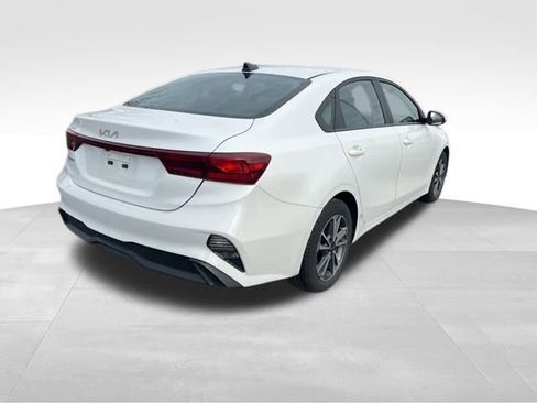 Certified 2024 Kia Forte LXS image 8