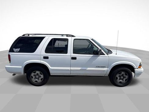 Used 2004 Chevrolet Blazer LS w/ Preferred Equipment Group AWD/4WD image 4