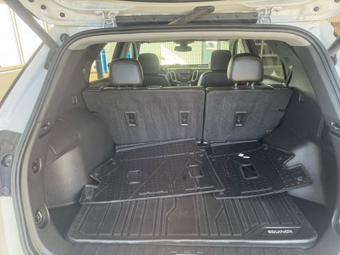 Used 2021 Chevrolet Equinox LT AWD/4WD image 24
