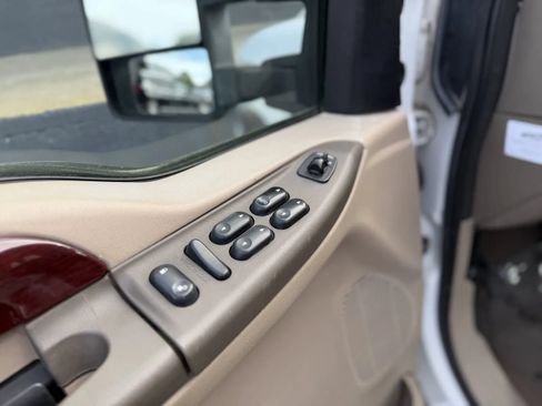 Used 2004 Ford Excursion Eddie Bauer AWD/4WD image 26