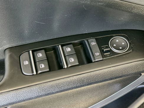 Used 2021 Kia Soul S FWD image 15
