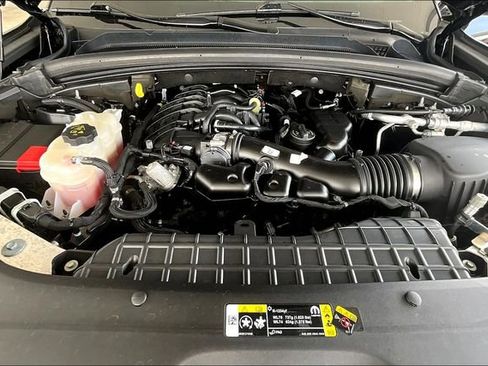 Used 2022 Jeep Grand Cherokee L Limited image 21