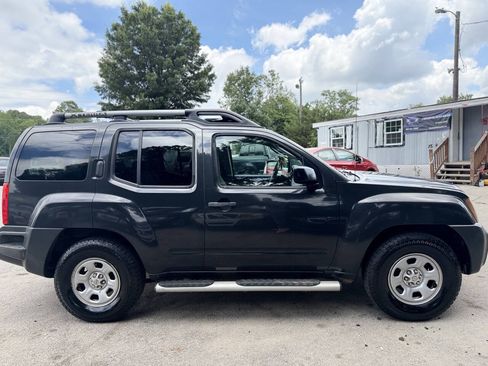 Used 2011 Nissan Xterra X RWD image 4