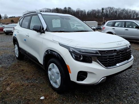 New 2026 Kia Seltos S image 5