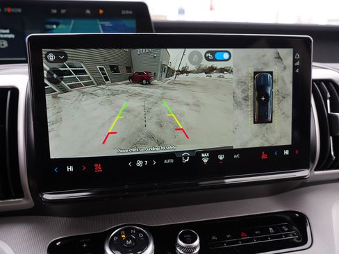 New 2026 Ford Expedition Active image 22