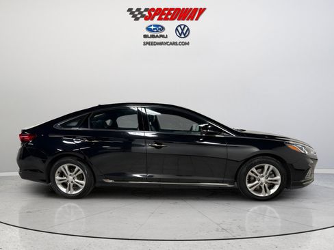 Used 2018 Hyundai Sonata Sport image 8