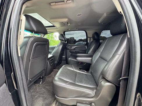 Used 2013 Chevrolet Suburban LTZ AWD/4WD image 36