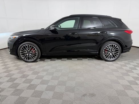 Used 2025 Audi SQ5 Premium Plus w/ Premium Plus Package AWD/4WD image 2