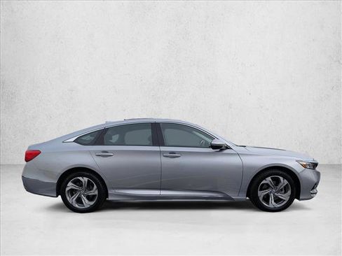 Used 2019 Honda Accord EX image 4
