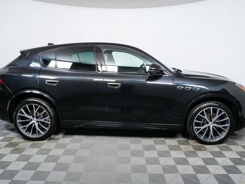 Used 2023 Maserati Grecale Modena image 28