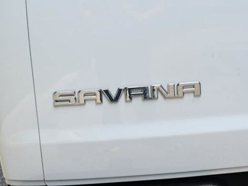 Used 2025 GMC Savana 2500 w/ Driver Convenience Package RWD image 10