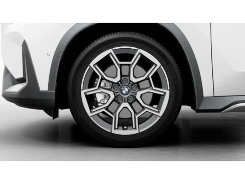 New 2026 BMW X1 xDrive28i w/ Convenience Package AWD/4WD image 8