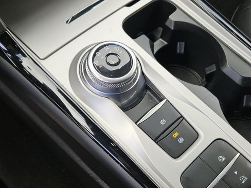 Certified 2023 Ford Explorer ST-Line w/ Class IV Trailer Tow Package image 26