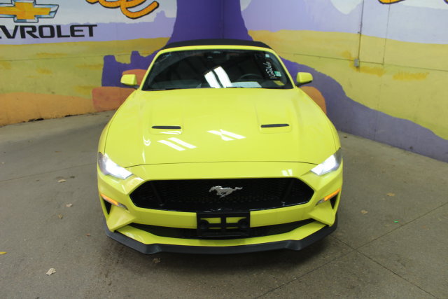 Used 2021 Ford Mustang GT Premium w/ GT Performance Package RWD image 3