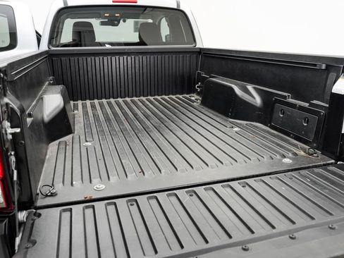Used 2022 Toyota Tacoma SR RWD image 26