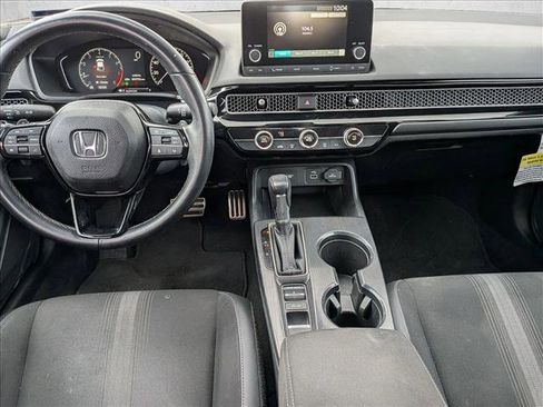 Used 2023 Honda Civic Sport image 16