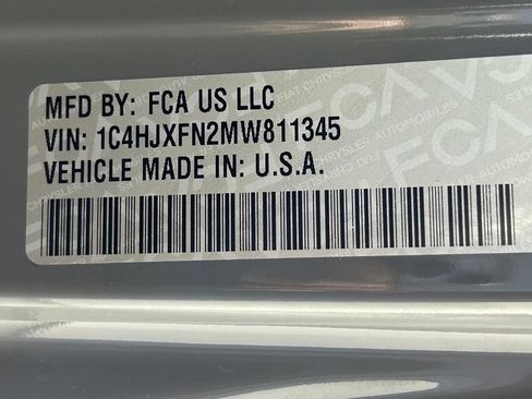Used 2021 Jeep Wrangler Unlimited Rubicon AWD/4WD image 34