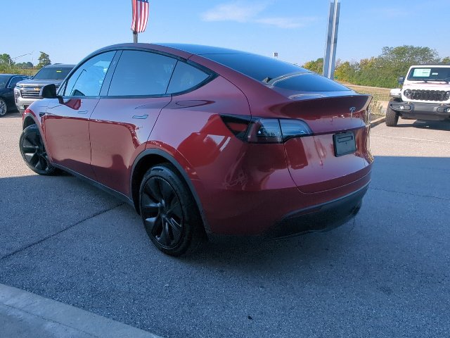 Used 2024 Tesla Model Y Long Range RWD image 27