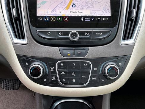 Used 2024 Chevrolet Malibu LT image 18