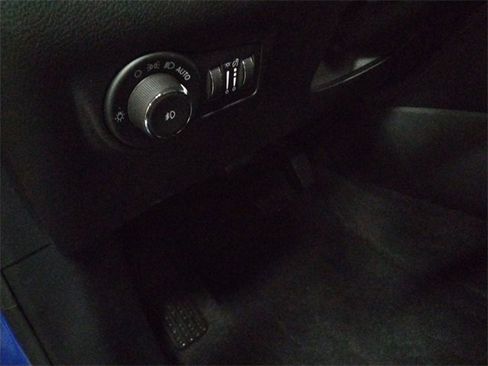 Used 2024 Jeep Compass Limited image 27