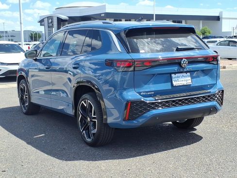 New 2026 Volkswagen Tiguan SEL R-Line image 4