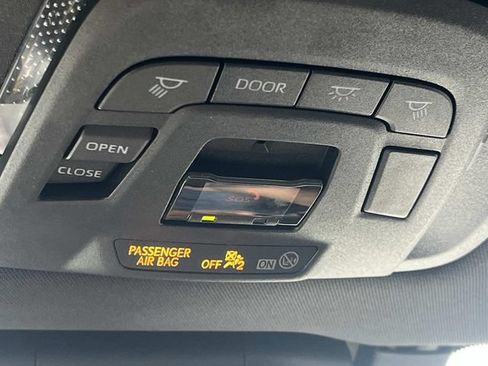 Used 2024 Toyota Crown AWD/4WD image 41