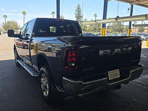 Used 2025 RAM 2500 Big Horn AWD/4WD image 6