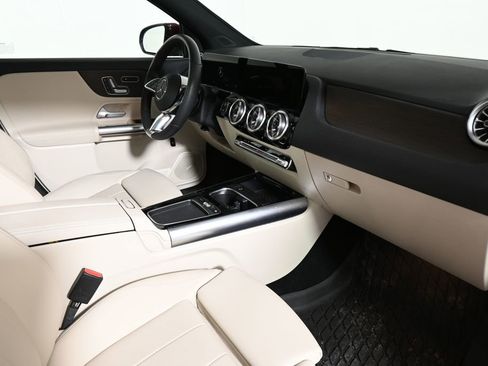 Certified 2025 Mercedes-Benz GLA 250 GLA 250 image 27