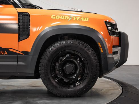 Used 2022 Land Rover Defender 110 S image 20