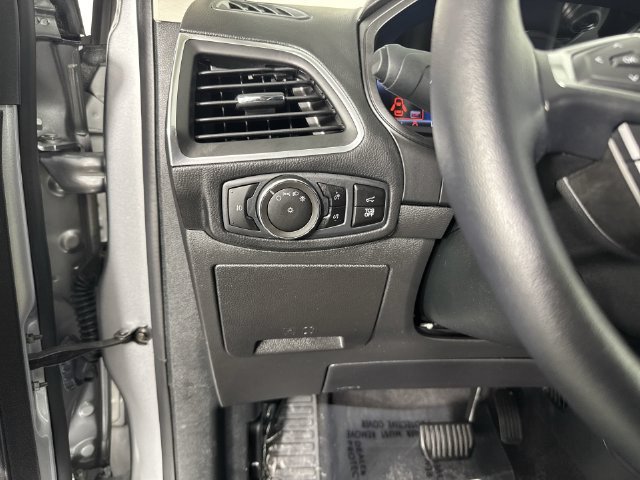 Used 2023 Ford Edge Titanium AWD/4WD image 14