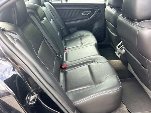 Used 2015 Ford Taurus Limited AWD/4WD image 24